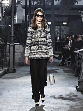 CHANEL 16A PARIS-ROME METIER D'ART 2016 CC LOGO JACQUARD TUNIC, FR 38, US 6